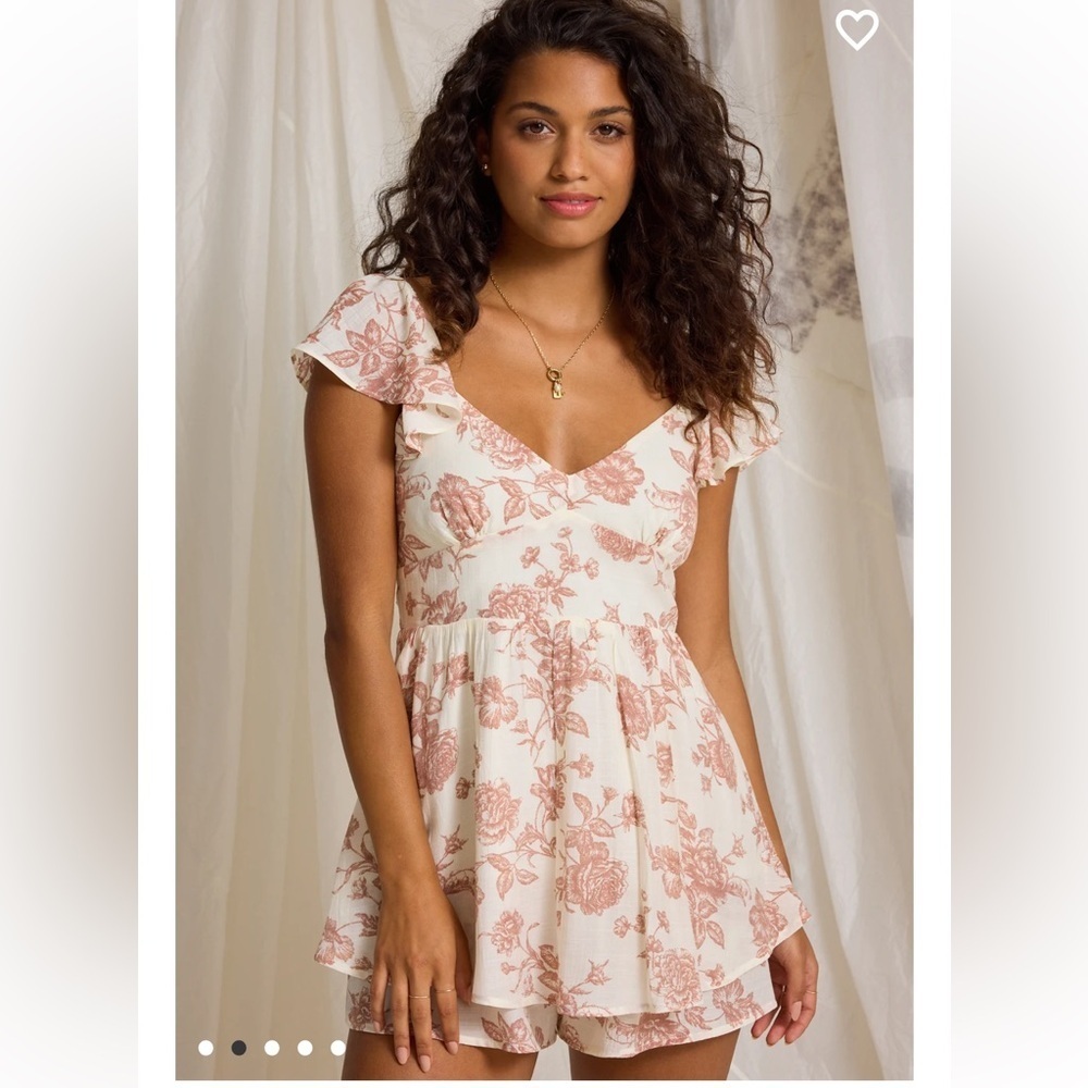 New with tags Altar’d State Emmy Double Layer Romper